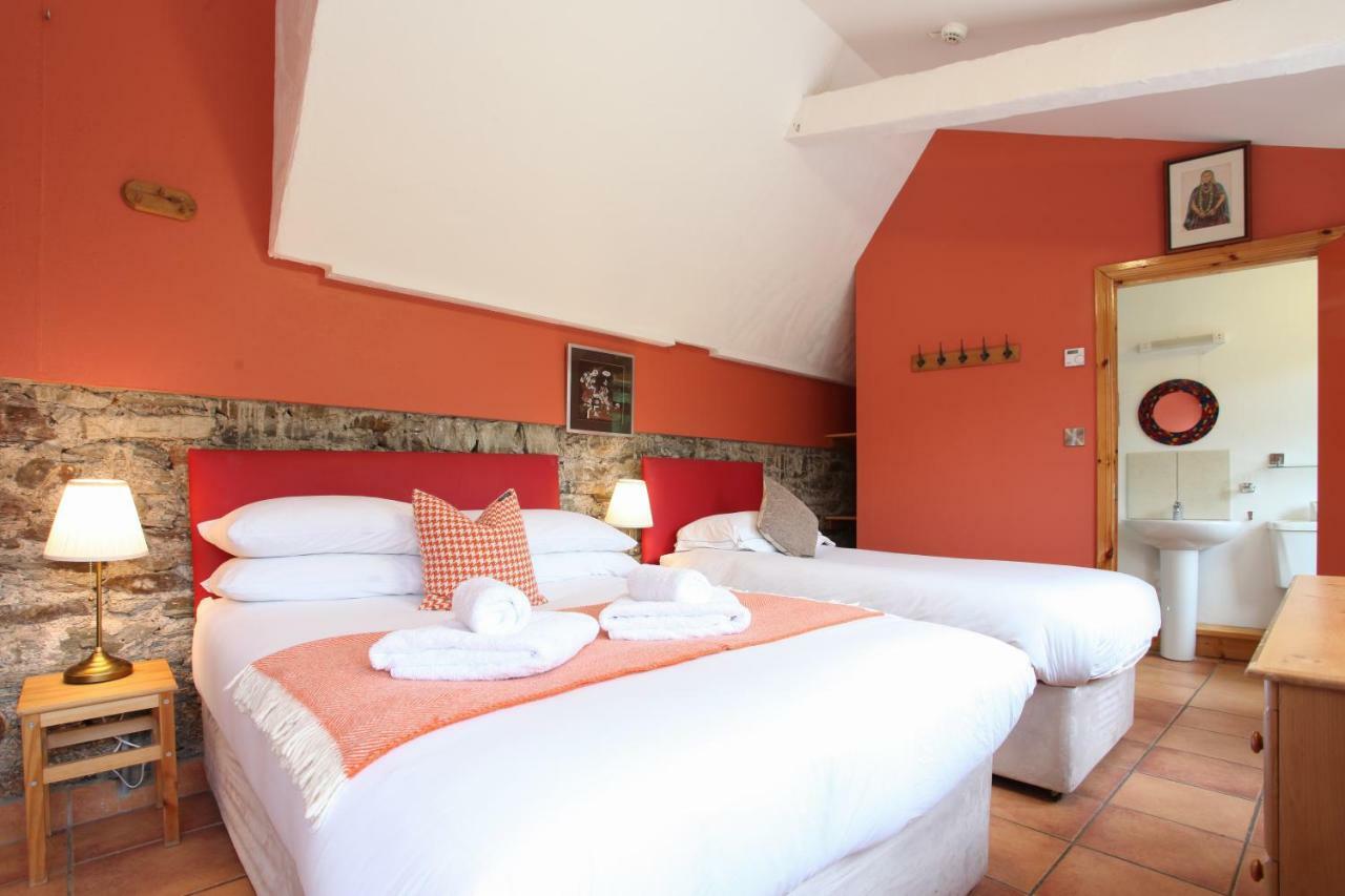 Moville Boutique Hostel & Apartments מראה חיצוני תמונה
